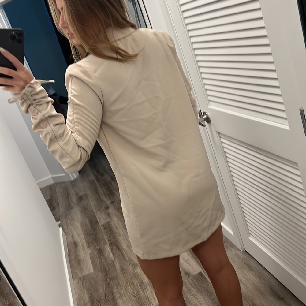 New with tags pretty little thing blazer dress - Picture 5 of 5